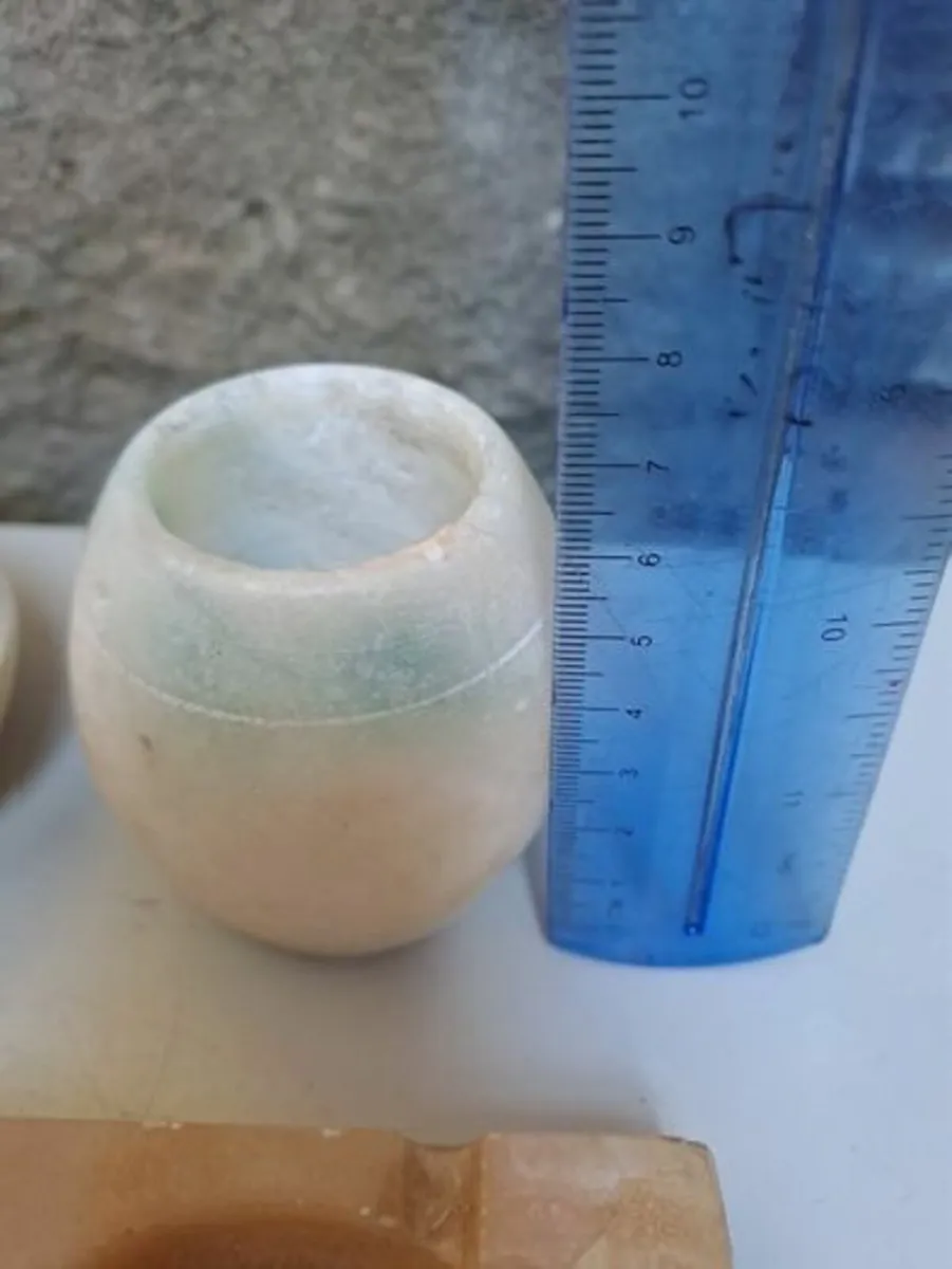 4 Marble items - Image 4