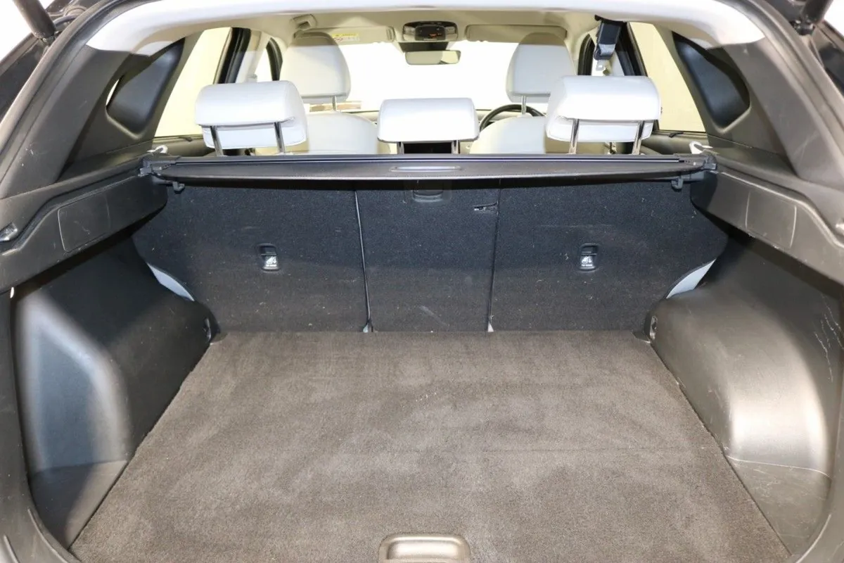 Hyundai Tucson Executive Plus Automatic 1.6l Dies - Image 4