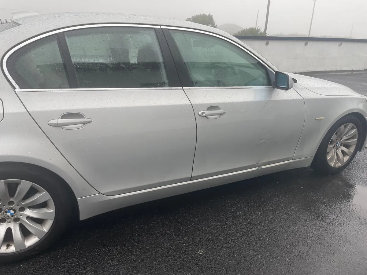 Car - Image 2