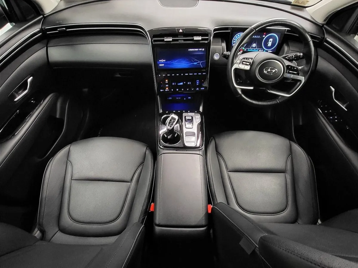 Hyundai Tucson 2WD Executive Plus HEV STG Auto Fr - Image 4