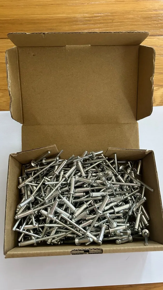 Aluminium blind rivets with steel mandrel - Image 1