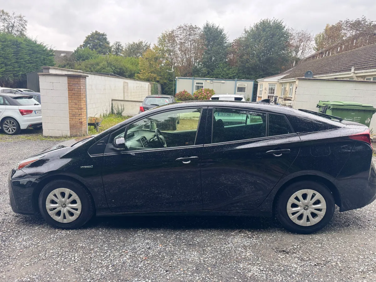 TOYOTA PRIUS 2020 TOPSPCES MODEL - Image 4