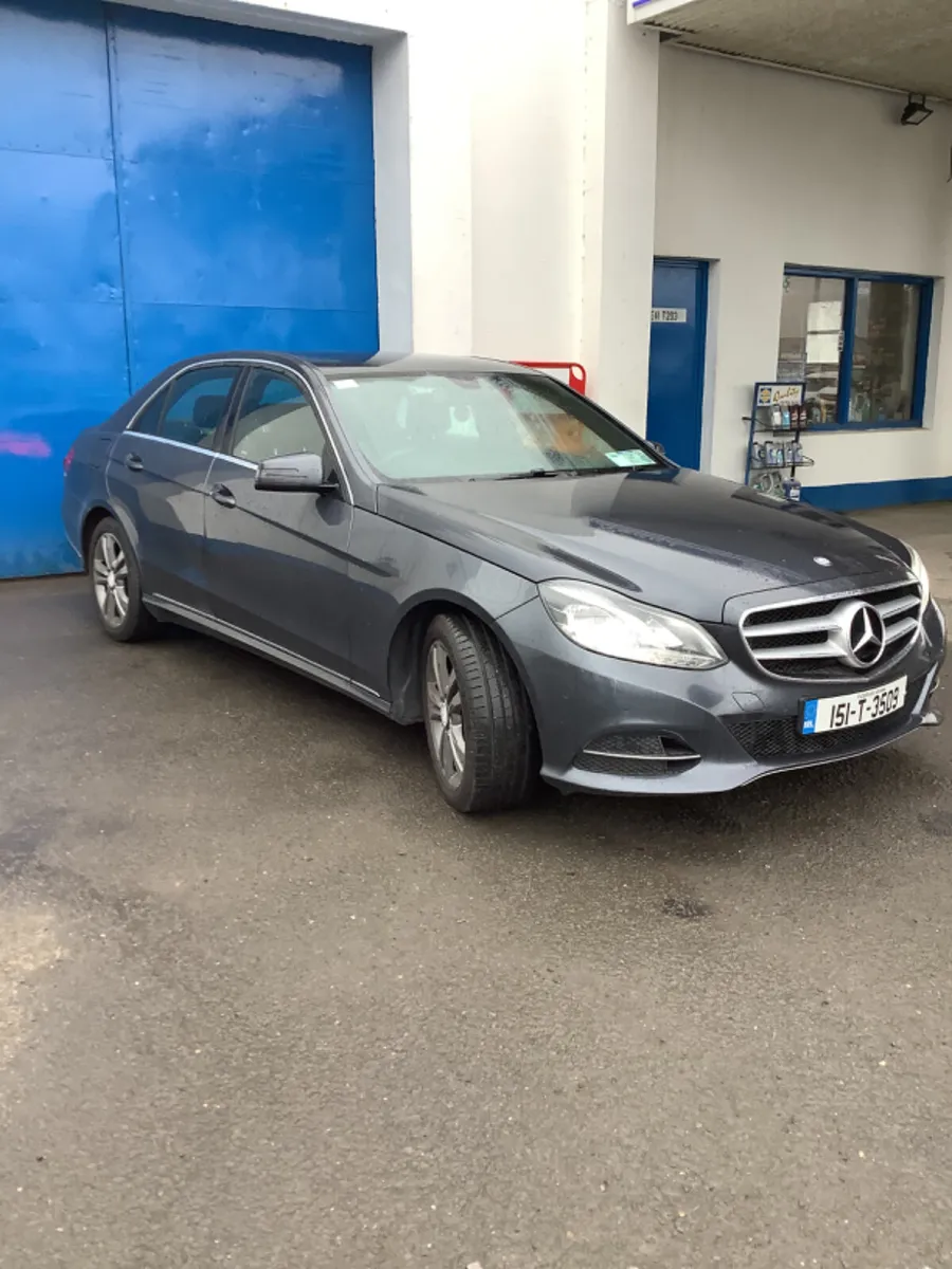 Mercedes-Benz E-Class 2015 - Image 4