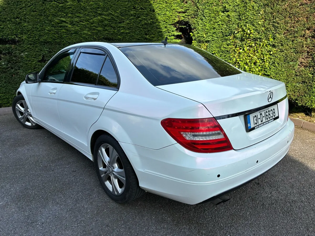Mercedes C-Class *NCT 07-26* - Image 4