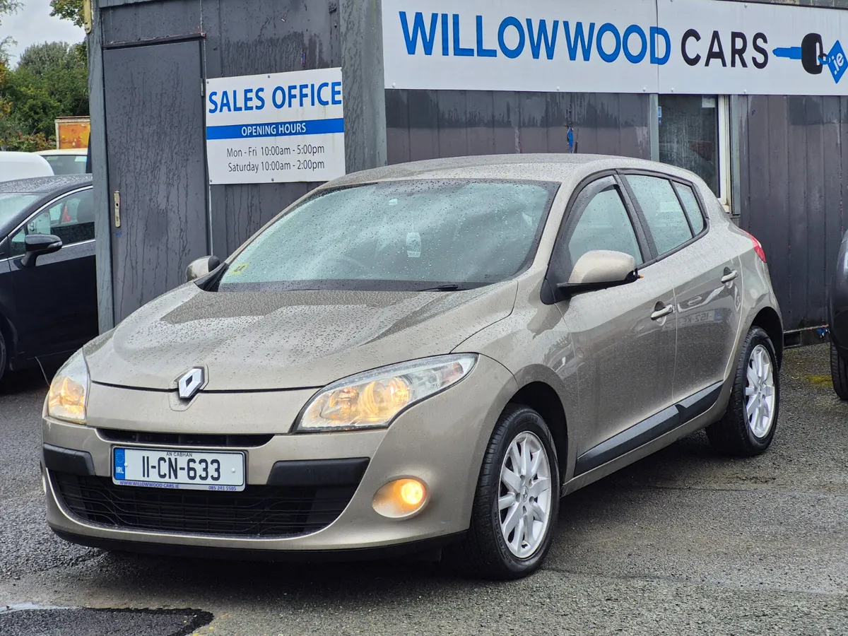 Renault Megane 1.5dci dynamique 2011 nct 09/26 - Image 1