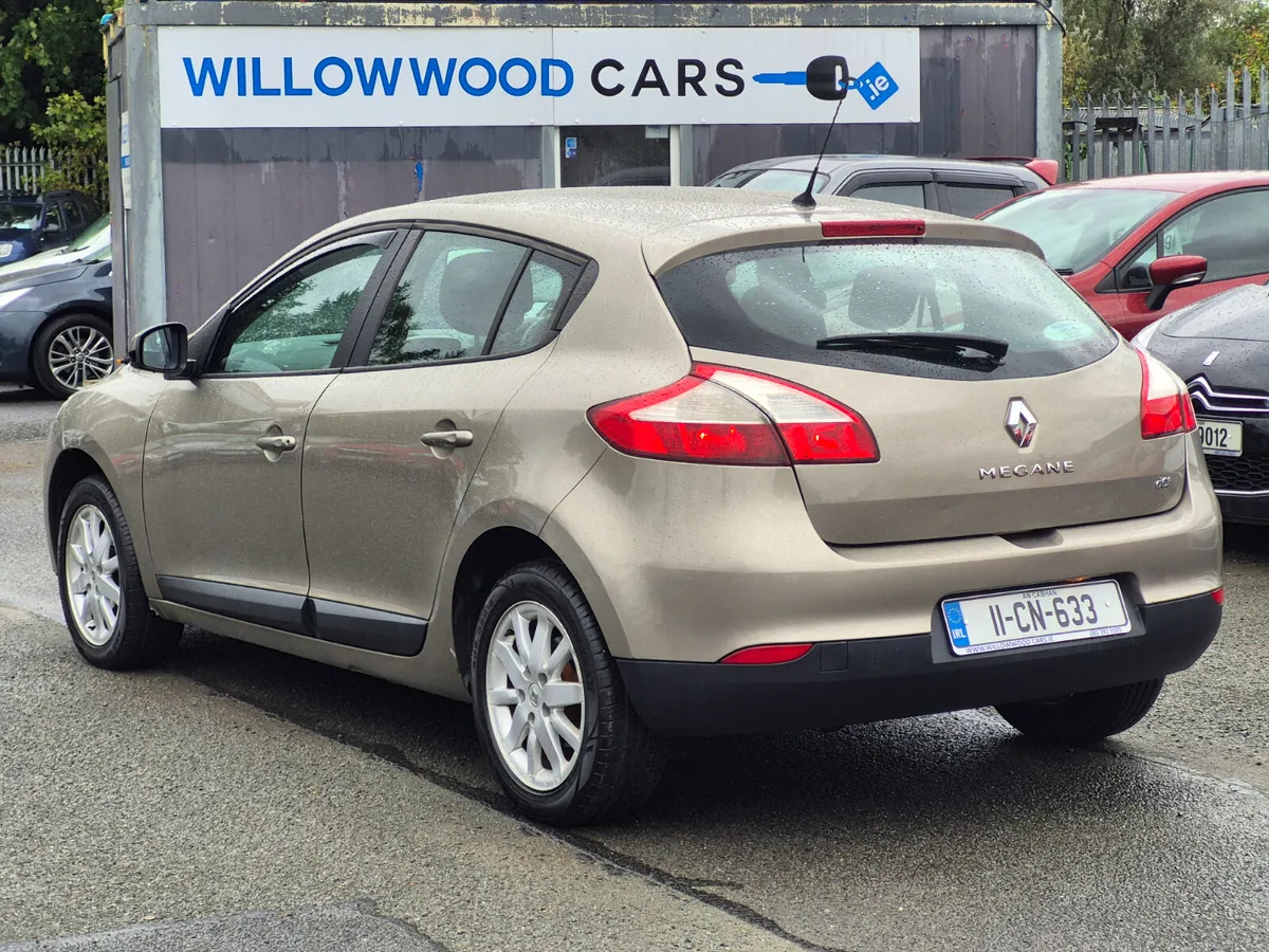 Renault Megane 1.5dci dynamique 2011 nct 09/26 - Image 4