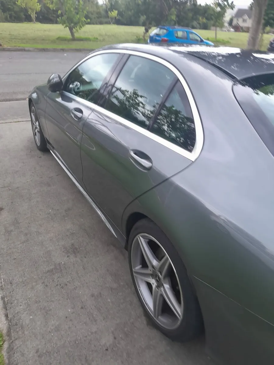 MERCEDES BENZ C220 C SERIES D AMG LINE 4DR AUTO - Image 4