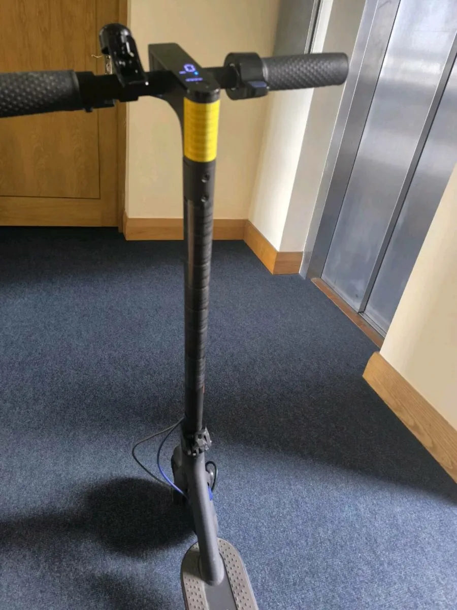 Xiaomi electric scooter - Image 2