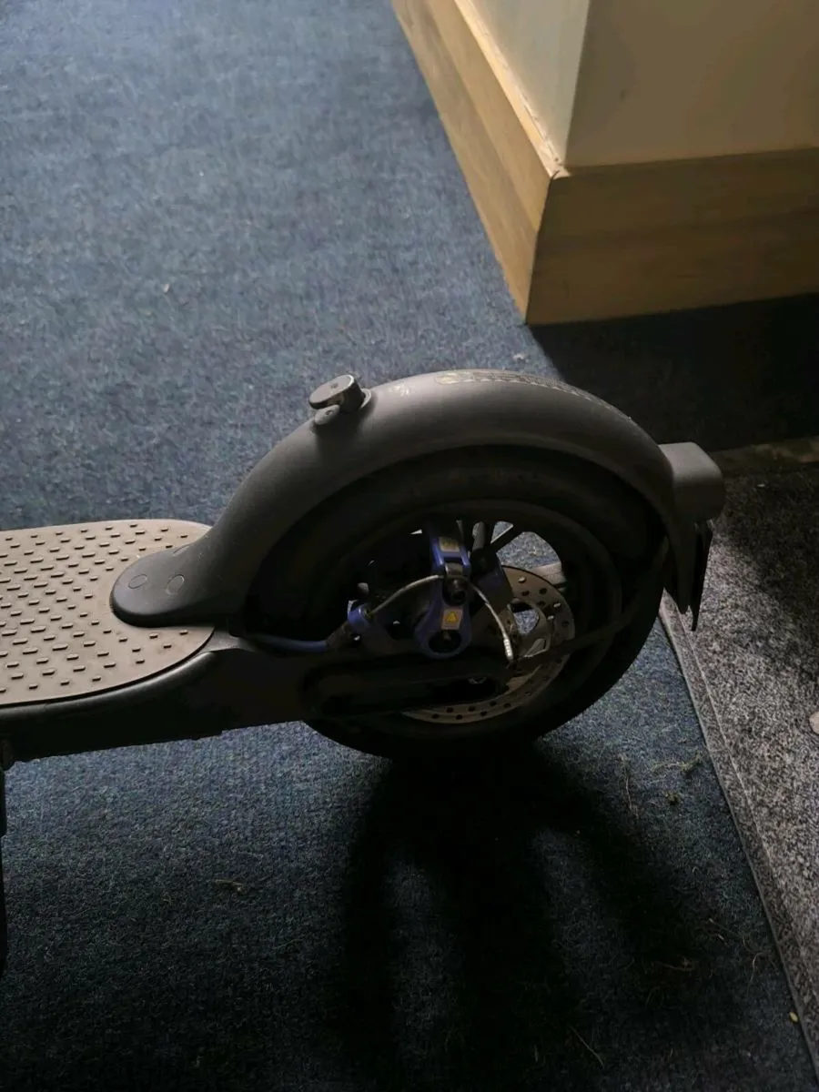 Xiaomi electric scooter - Image 3