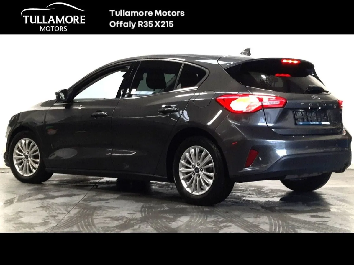 Ford Focus 1.0t Ecoboost Hybrid 125PS Titanium - Image 3