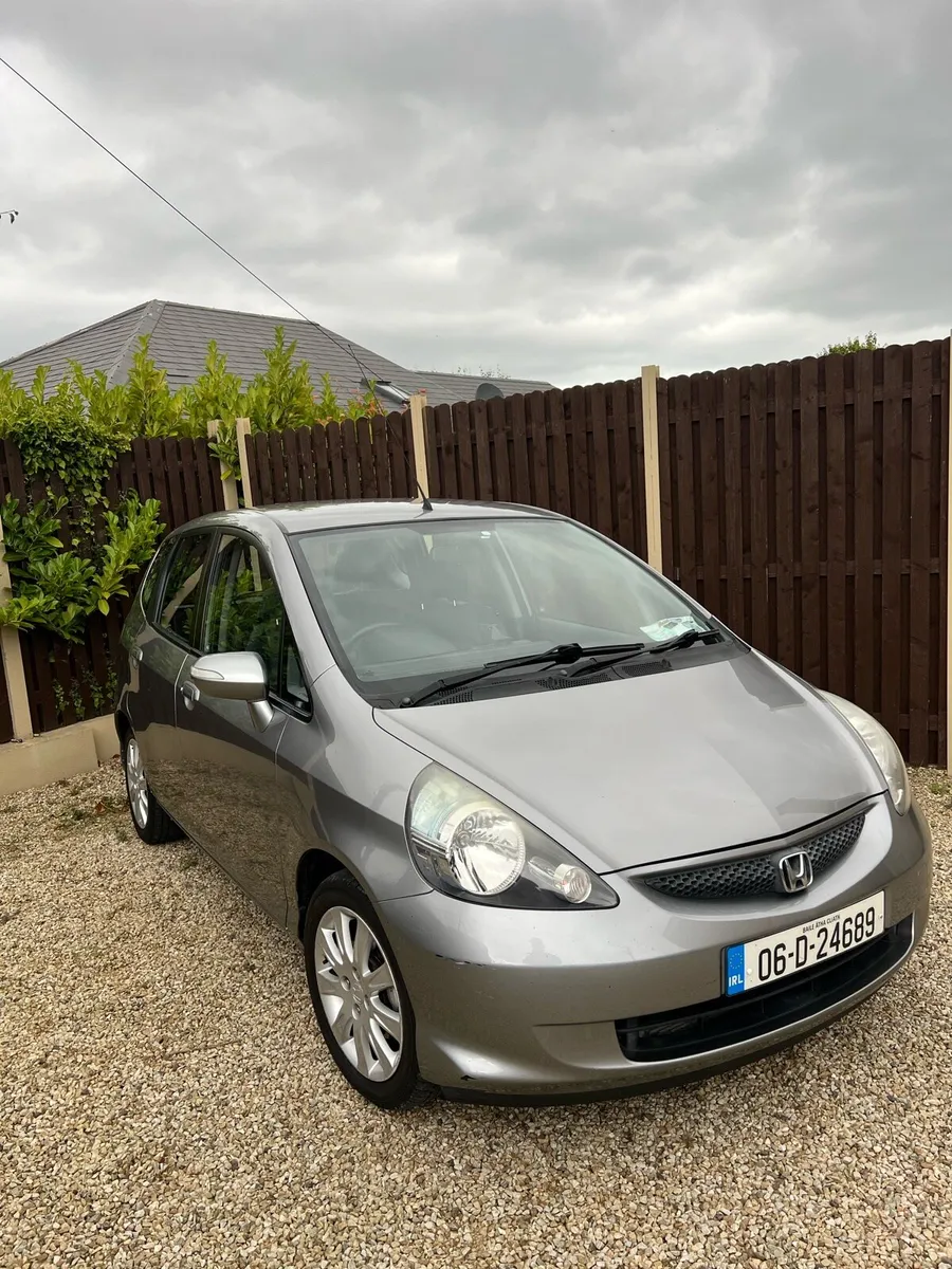 *HONDA JAZZ* LOW MILEAGE * 1 OWNER* - Image 2