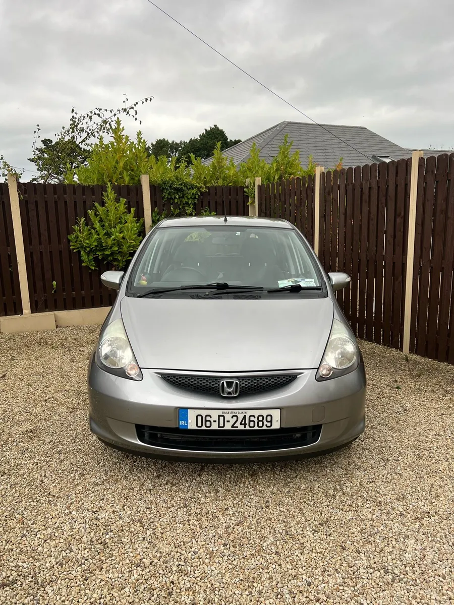 *HONDA JAZZ* LOW MILEAGE * 1 OWNER* - Image 3