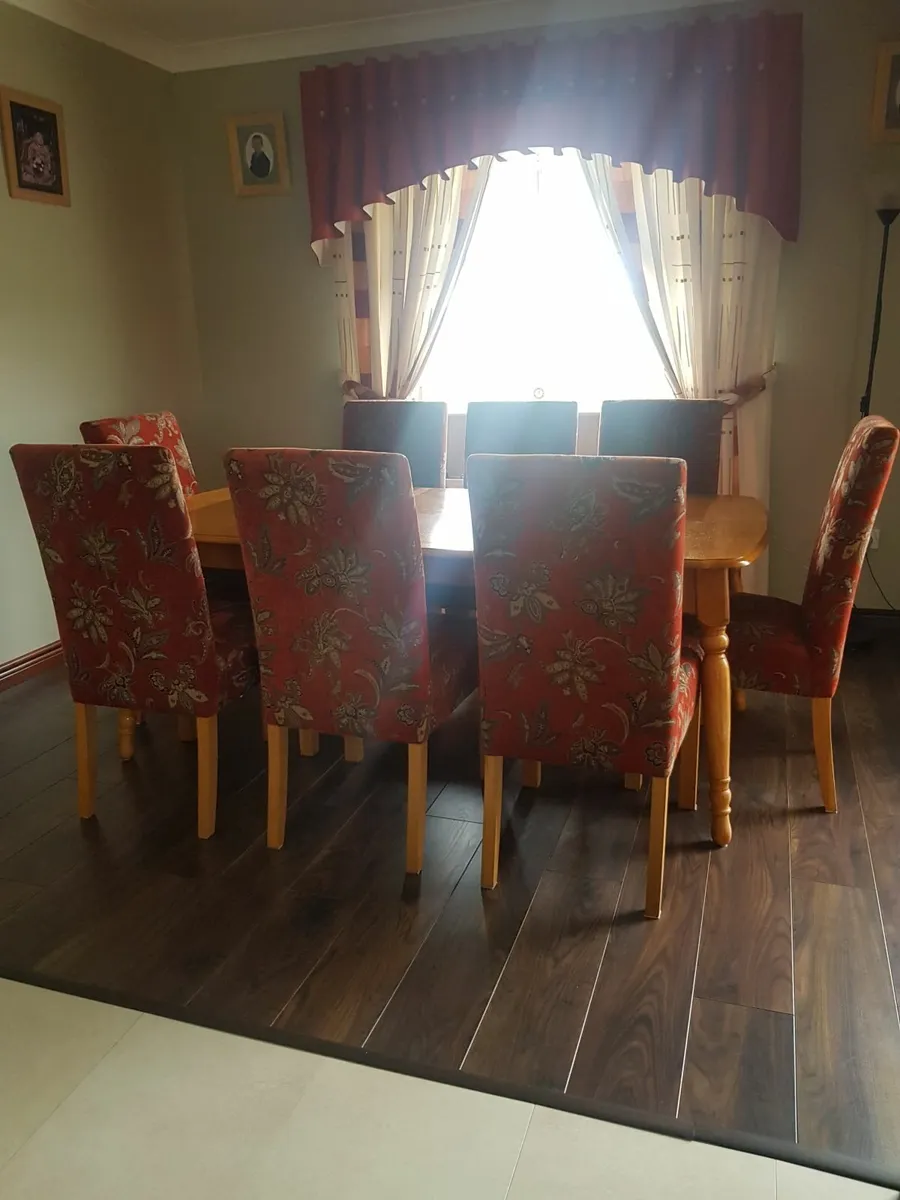 Dinning chairs - Image 1