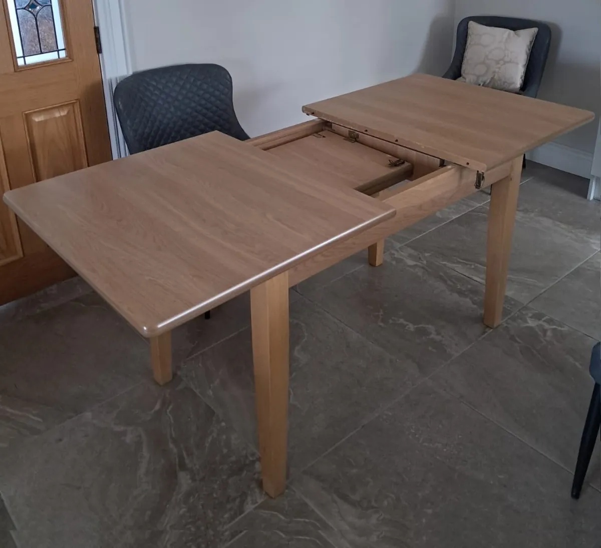 Kitchen Table - Image 2