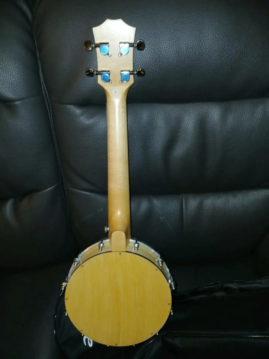 Banjo brand new never used - Image 1