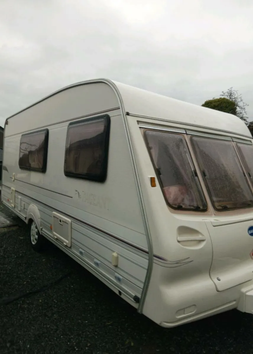 Caravan - Image 2