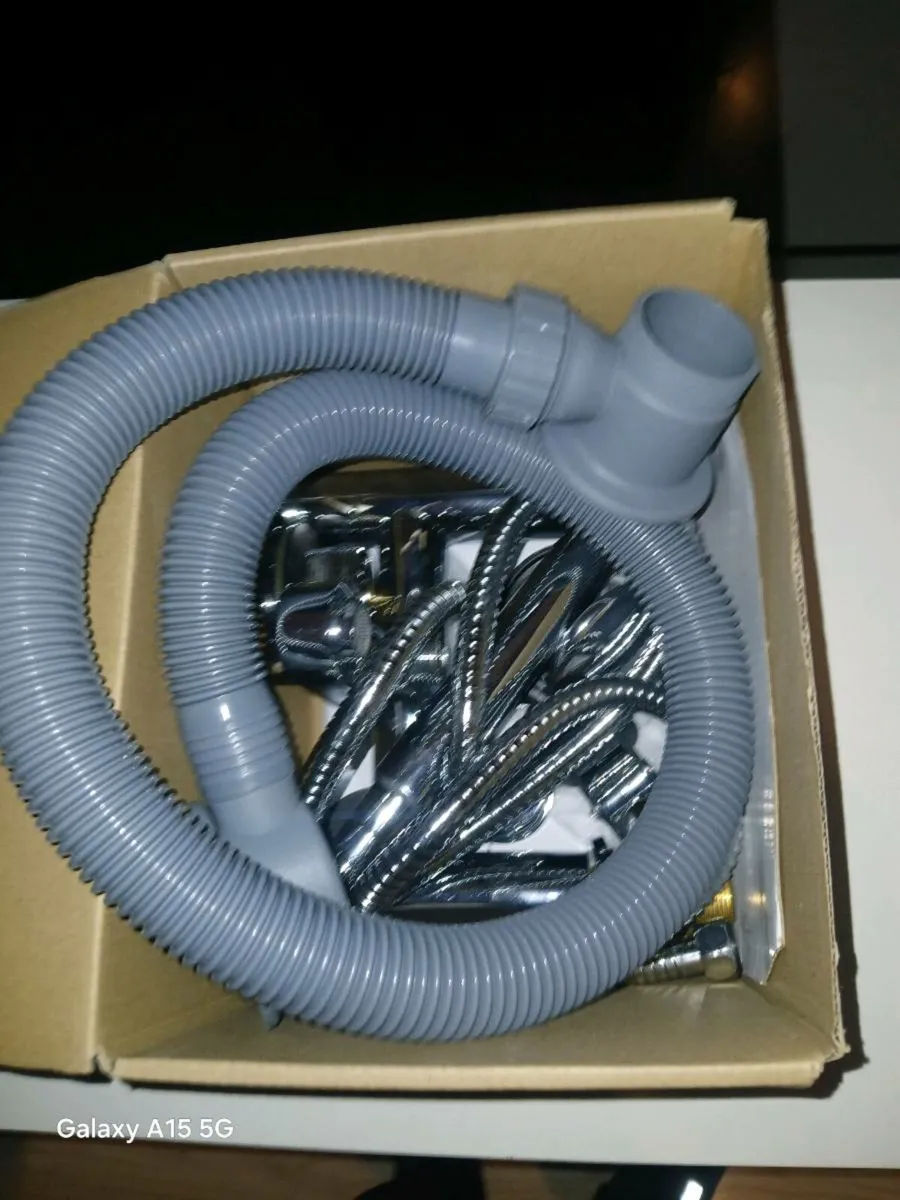 Brand new bath and shower mixer - Image 2