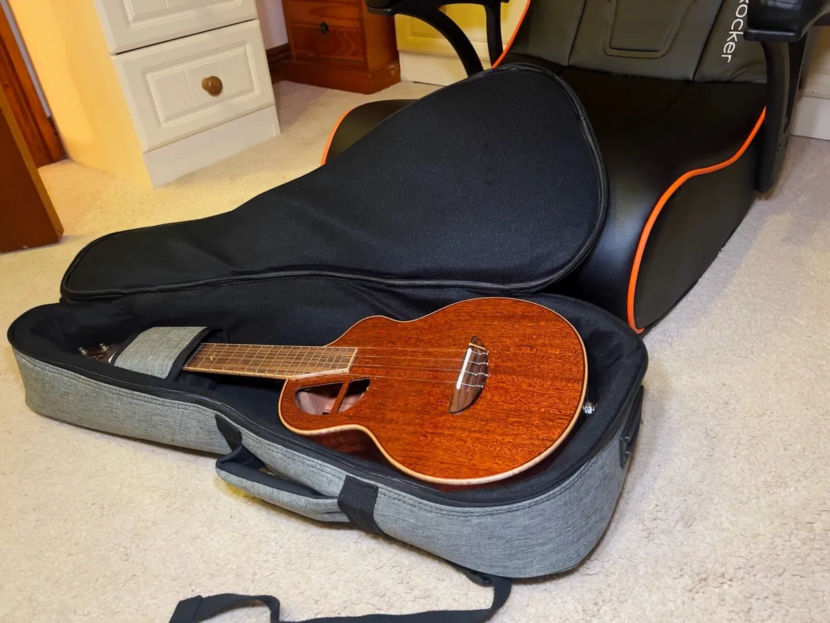 L.Luthier "Le Maho" Tenor  Ukulele - Image 4