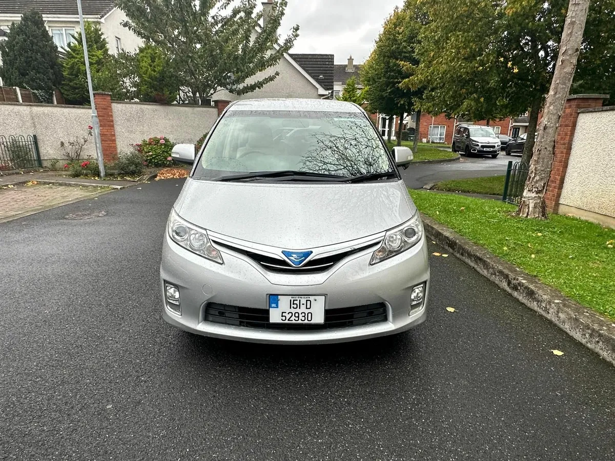 Toyota Estima 2015 - Image 4
