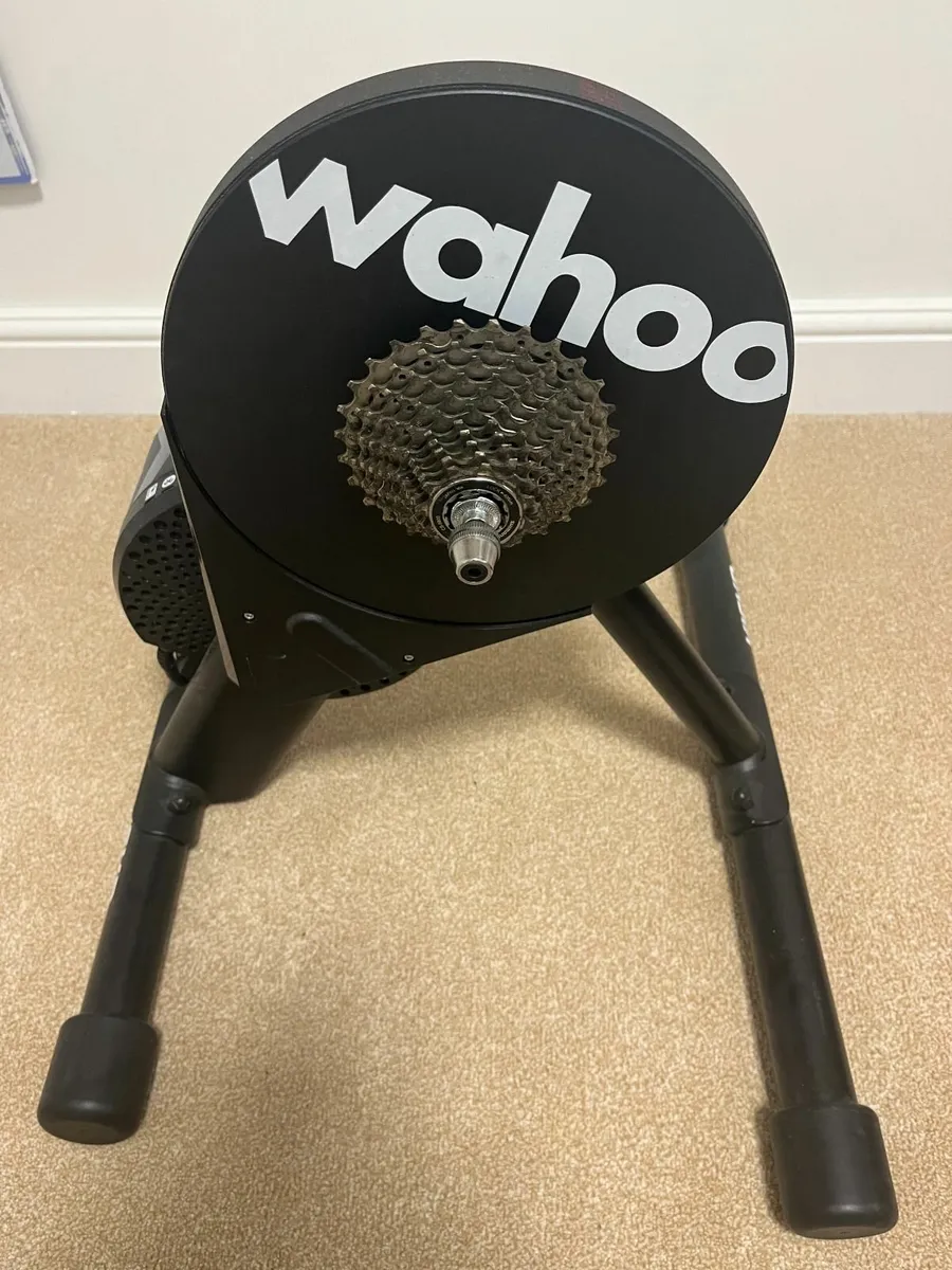 Wahoo Kickr Core Turbotrainer +  Heart Rate Monito - Image 1