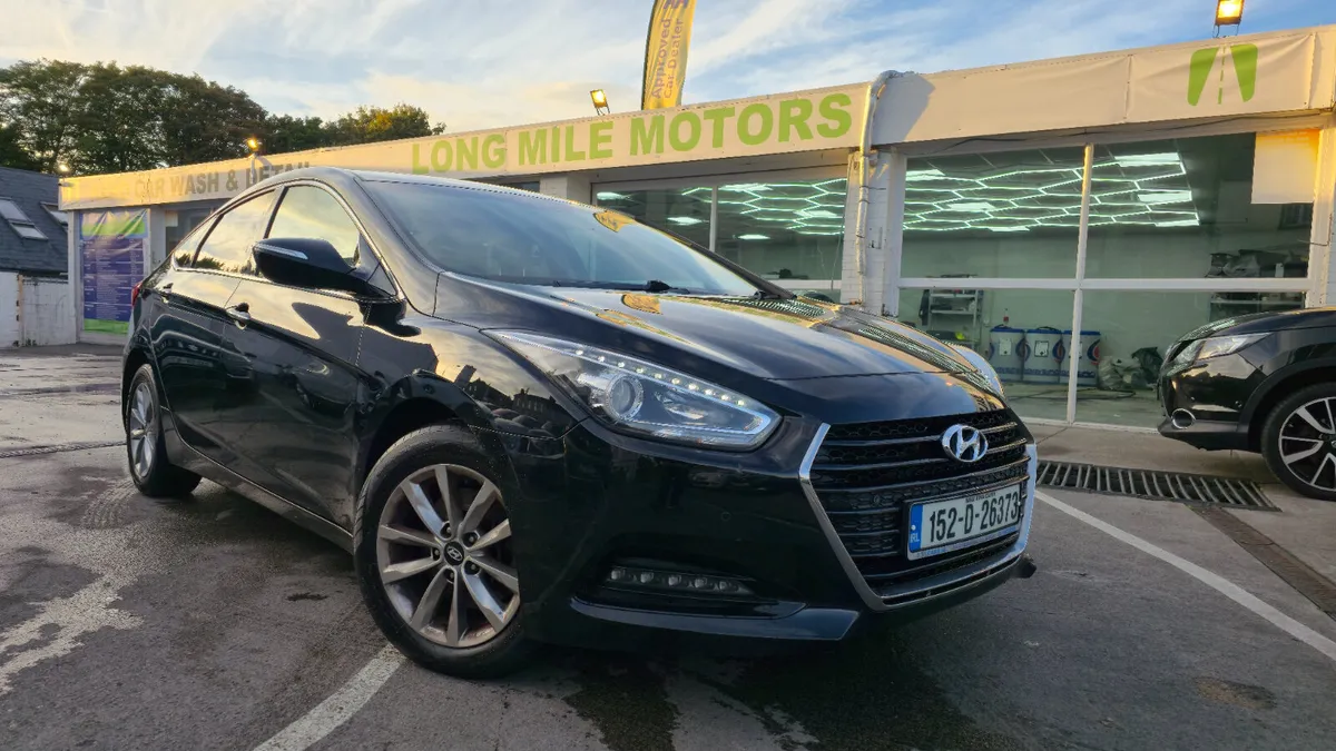 Hyundai i40 2015 High specs AA APPROVED - Image 1