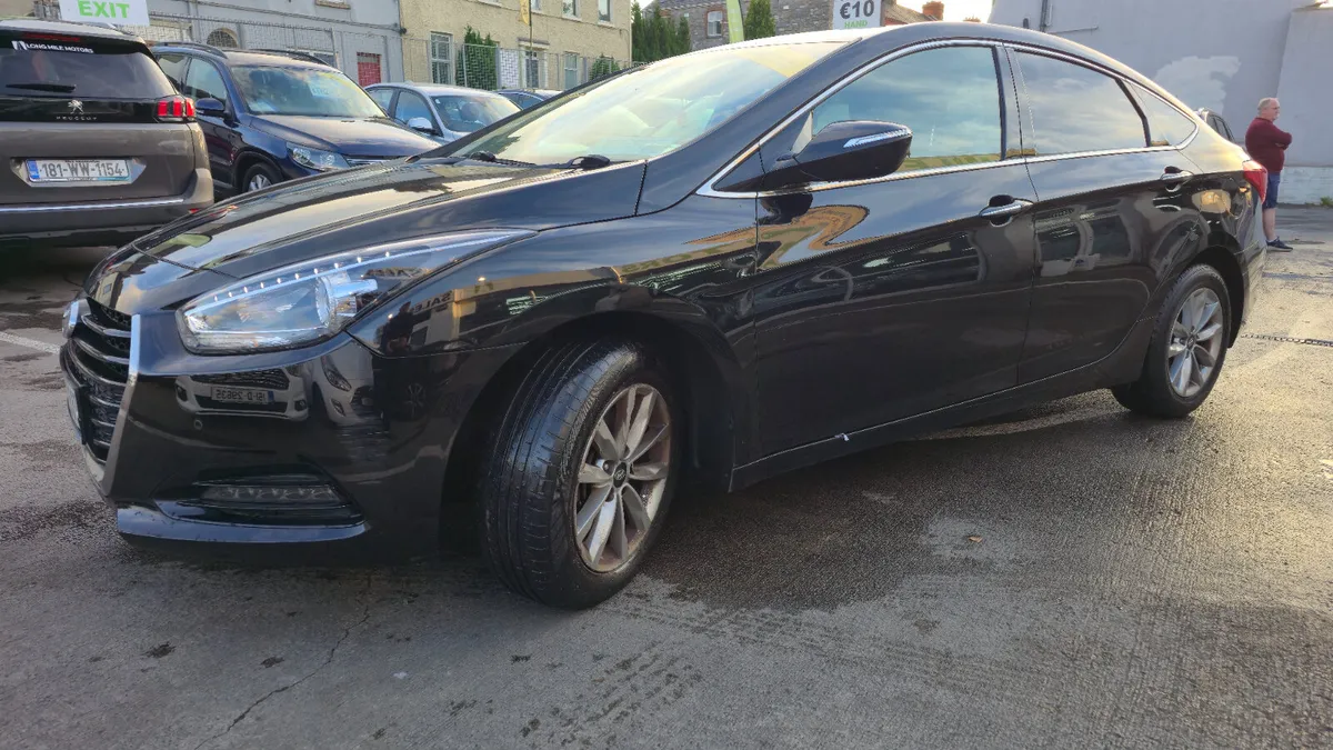 Hyundai i40 2015 High specs AA APPROVED - Image 4