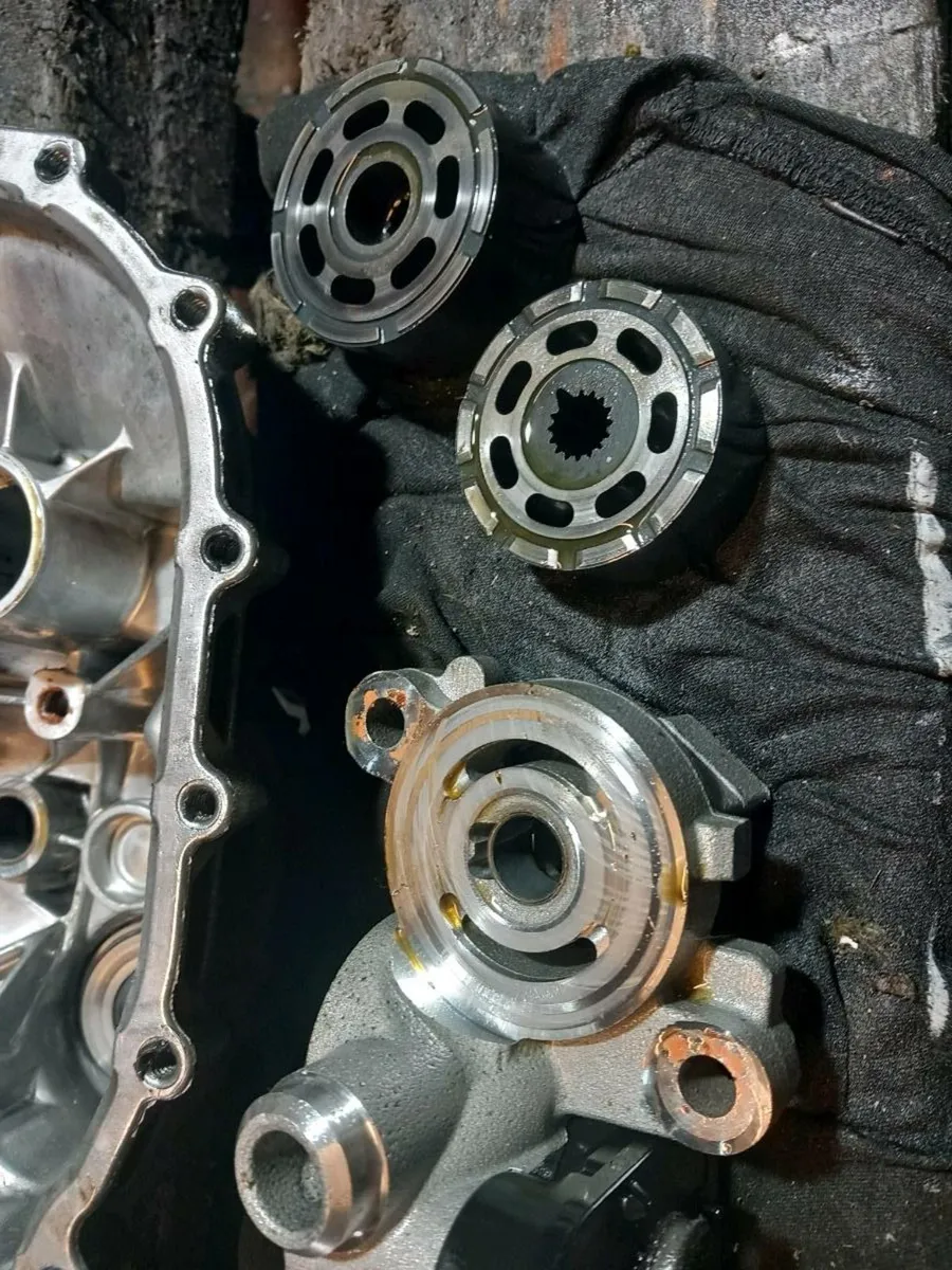Ride on mower gearbox repairs - Image 2
