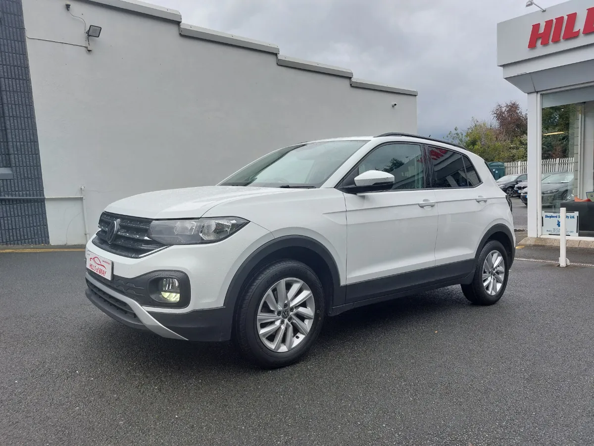 Volkswagen T-Cross 2023 LIFE 1.0 TSI HIGH SPEC - Image 3