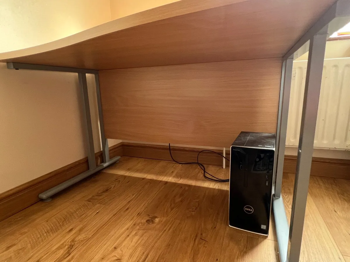 Strong quality computer desk - Image 3