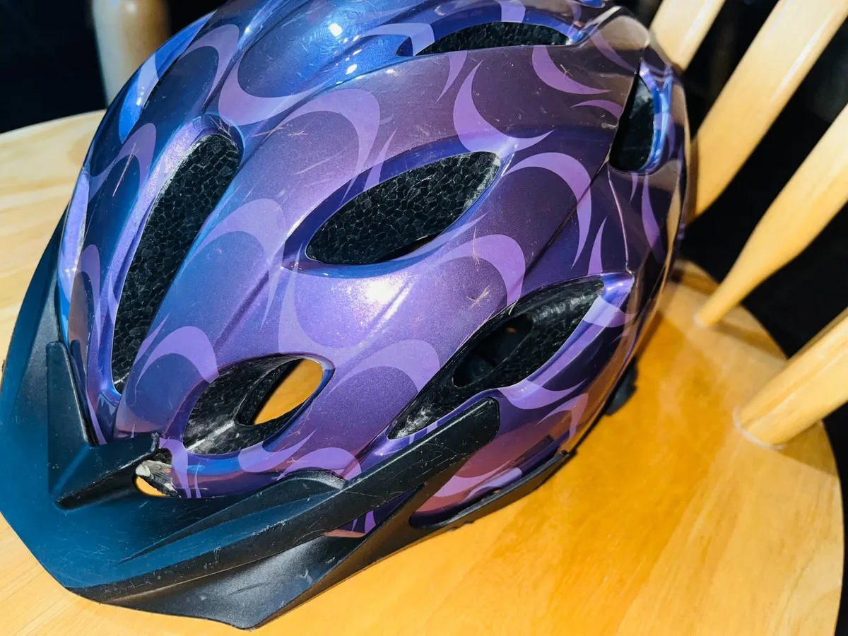 Bike helmet - adult - Image 4
