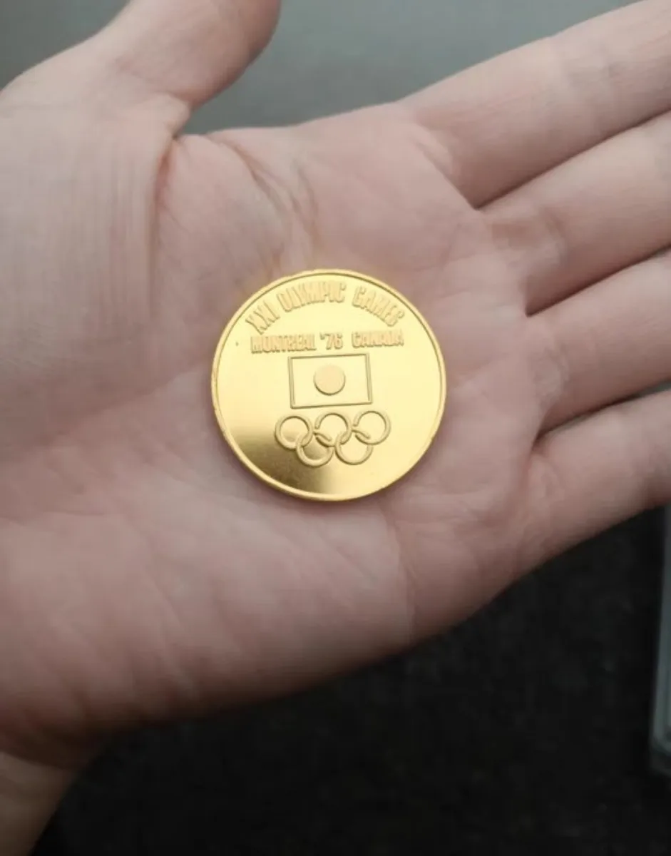 1976 Sumner Olympic games in Montreal coin - Image 3