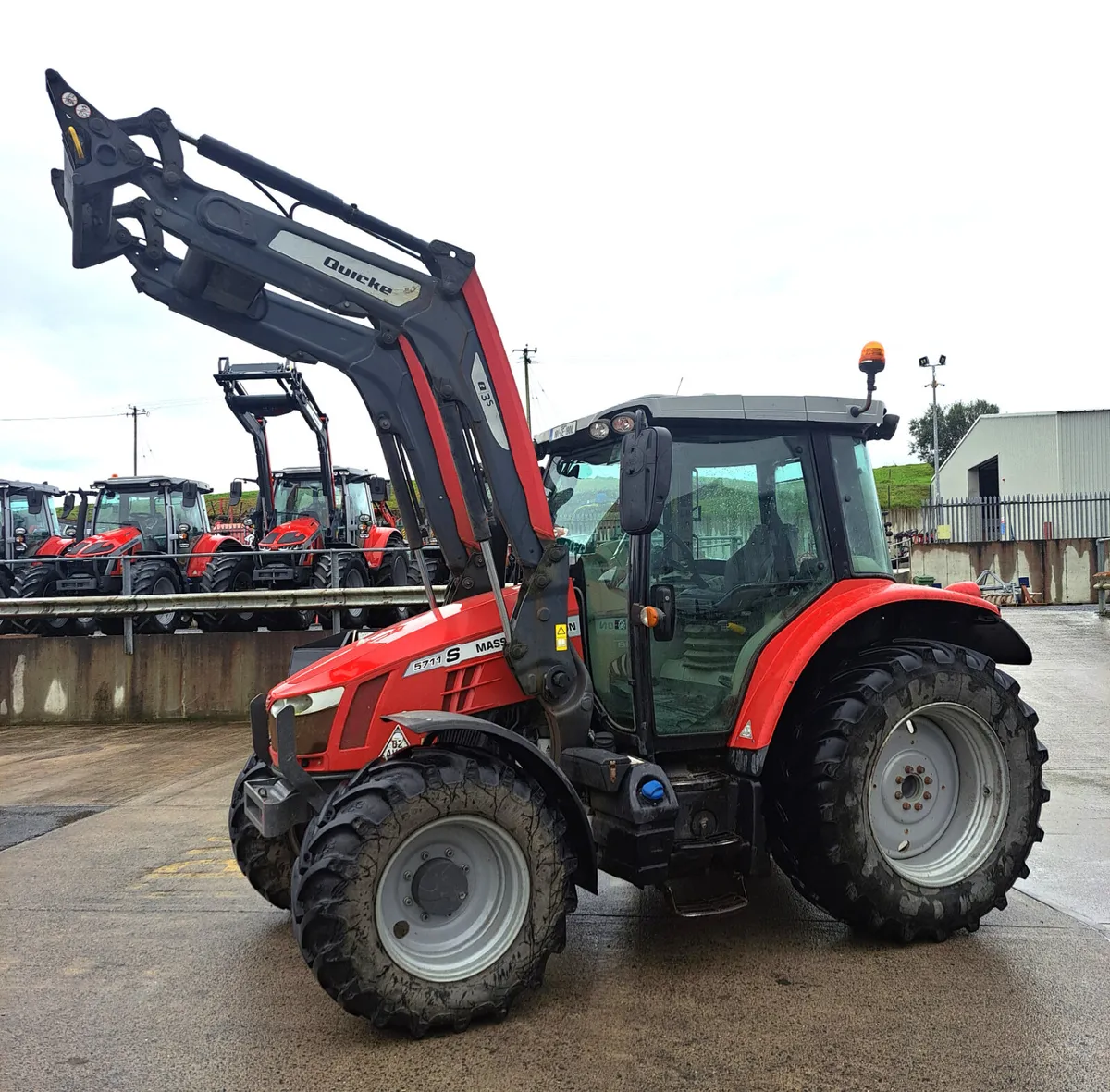 MASSEY FERGUSON S 5711 - Image 2