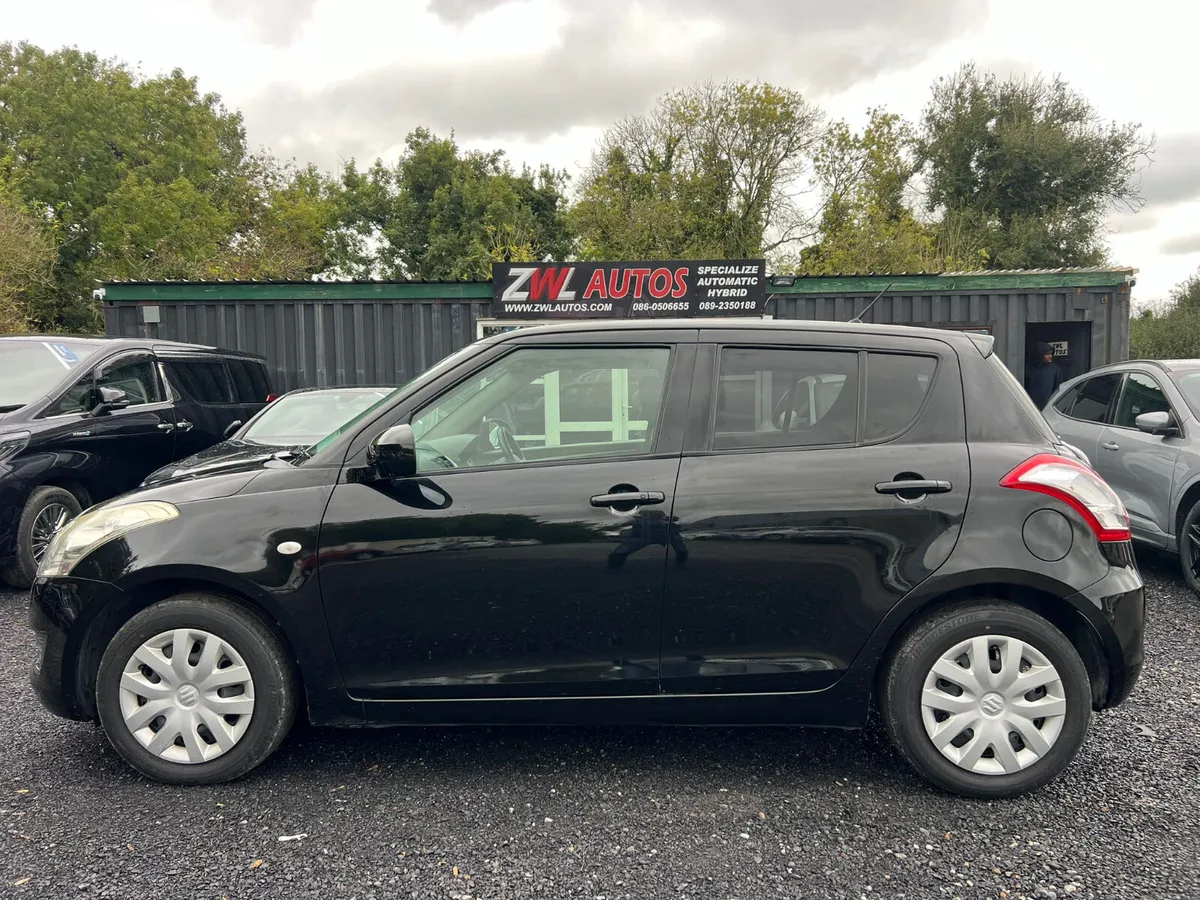 11  SUZUKI SWIFT 1.2 - Image 4