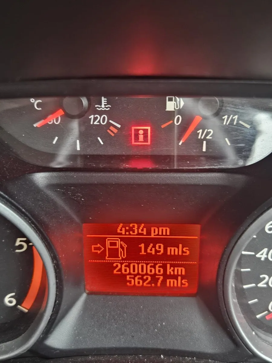 Car - Image 3