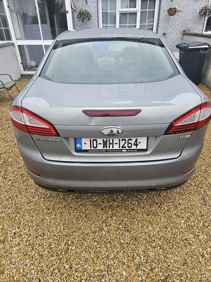 Car - Image 4