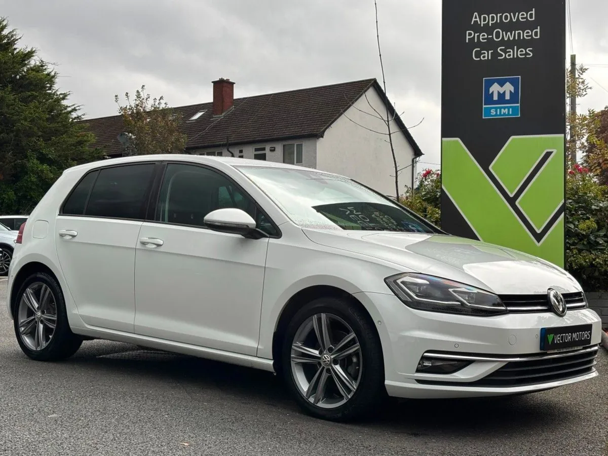 Volkswagen Golf Leather Highline Meister 1.4 Petr - Image 1