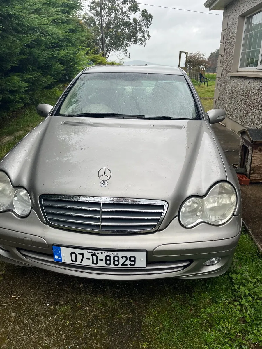 Mercedes-Benz C-Class 2007 - Image 1
