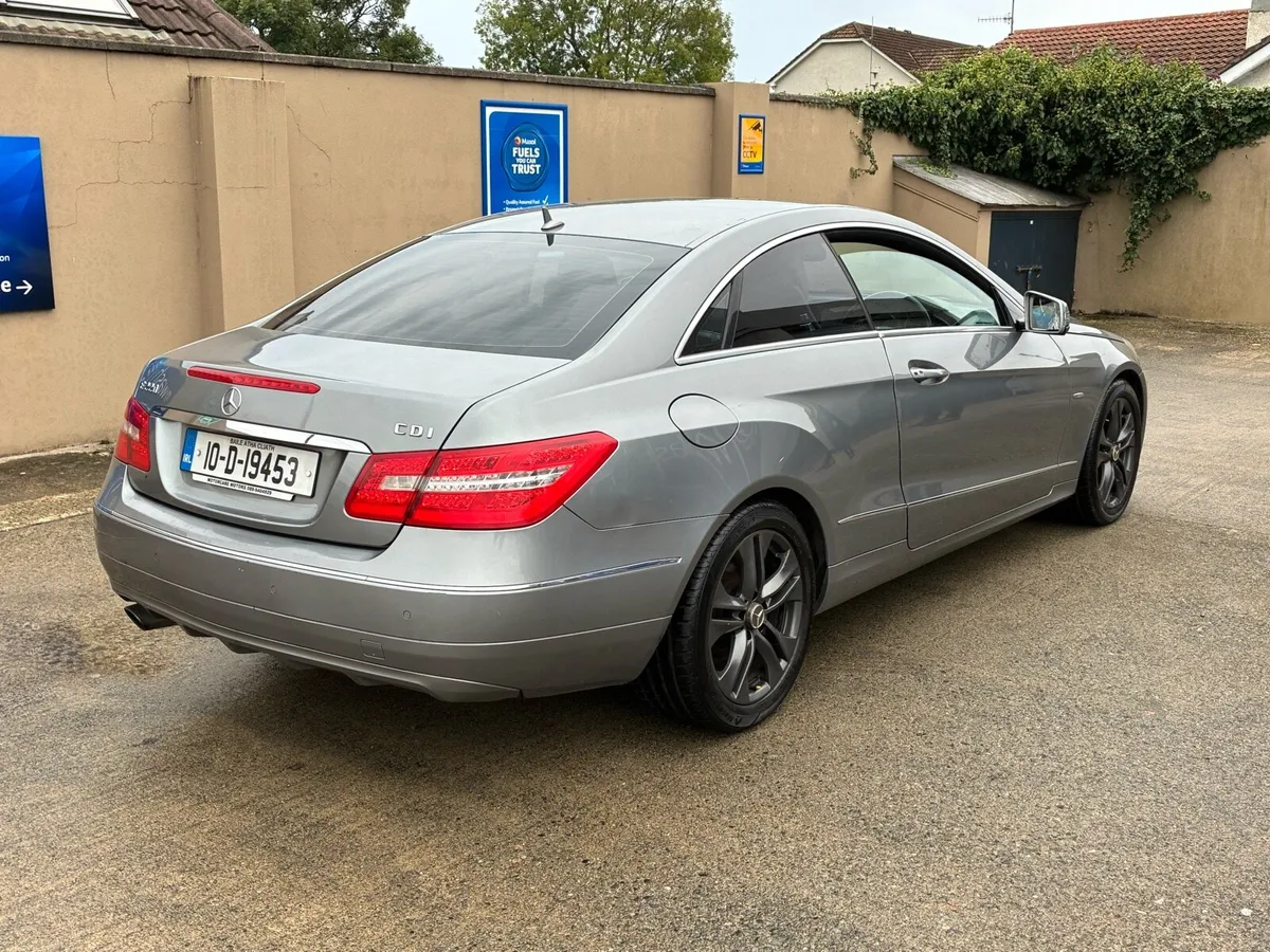 2010 Automatic Mercedes E220 Coupe 2.1 diesel - Image 2