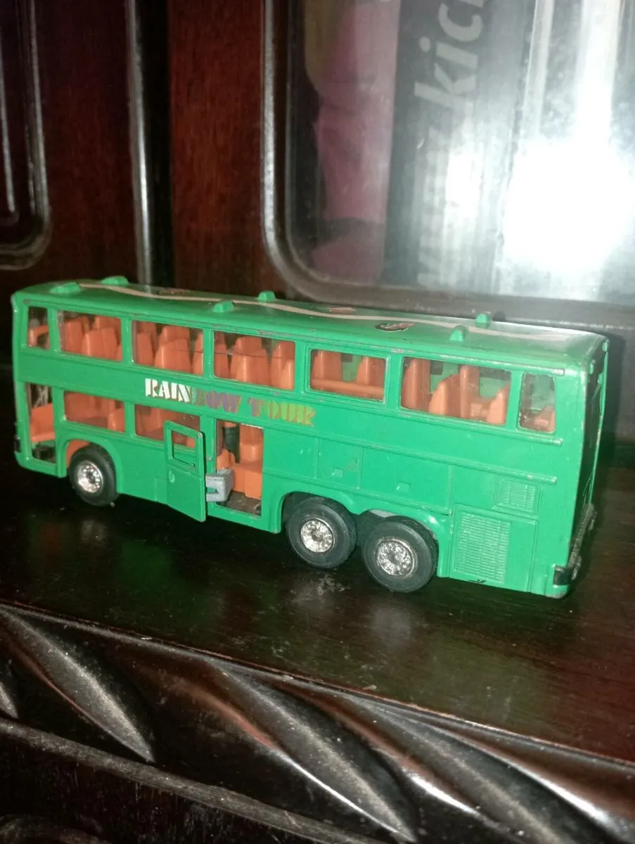 RAINBOW TOURE DIE-CAST MODLE DOUBLE DECKER BUS. - Image 4