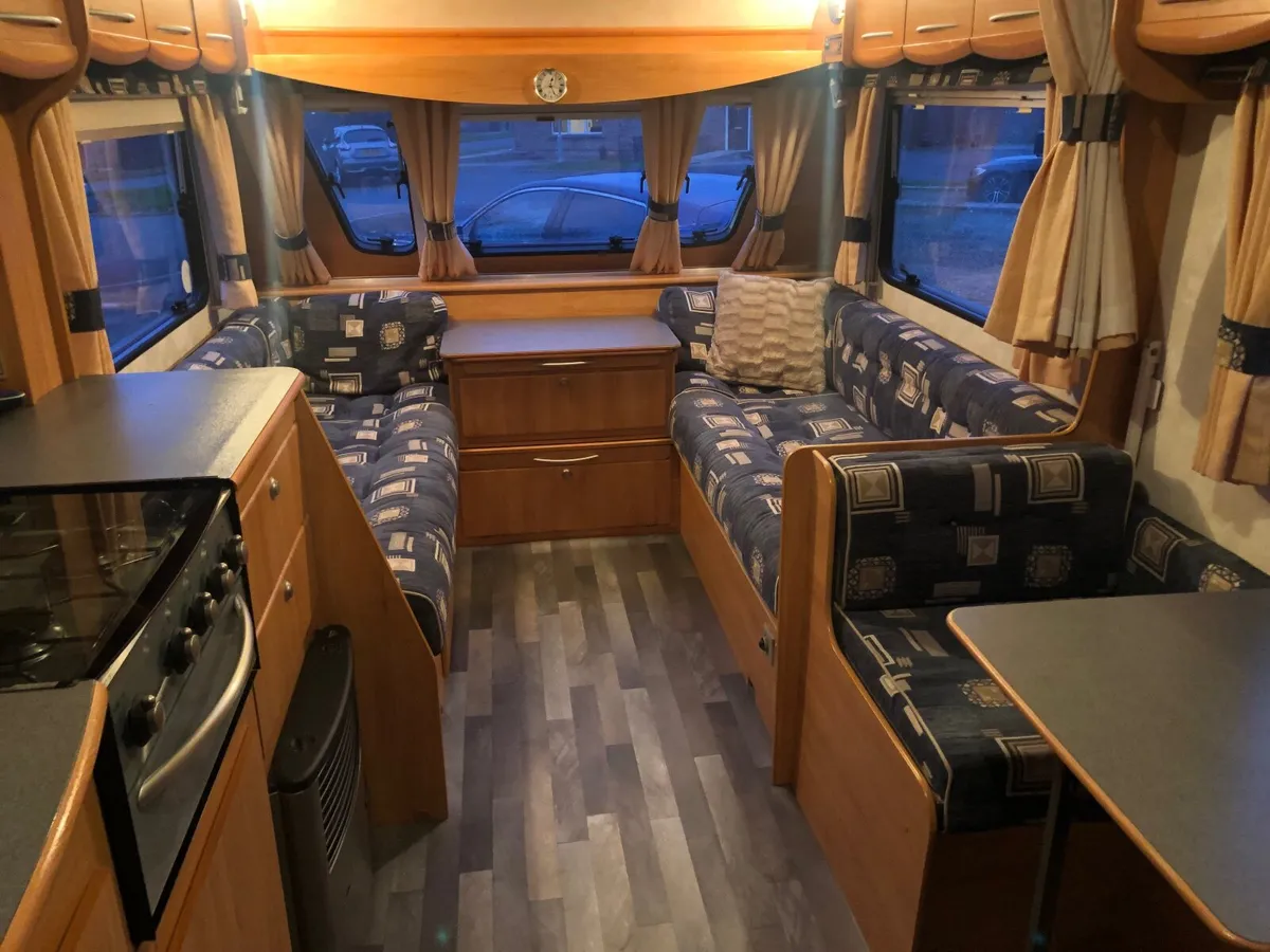 Caravan - Image 1