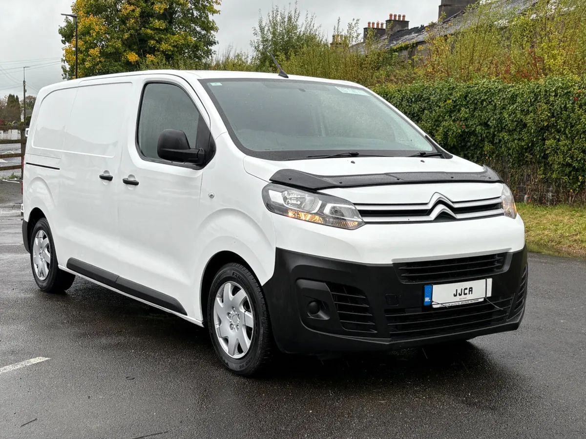 Citroen Dispatch 2017 MWB ONLY 122 KM - Image 1