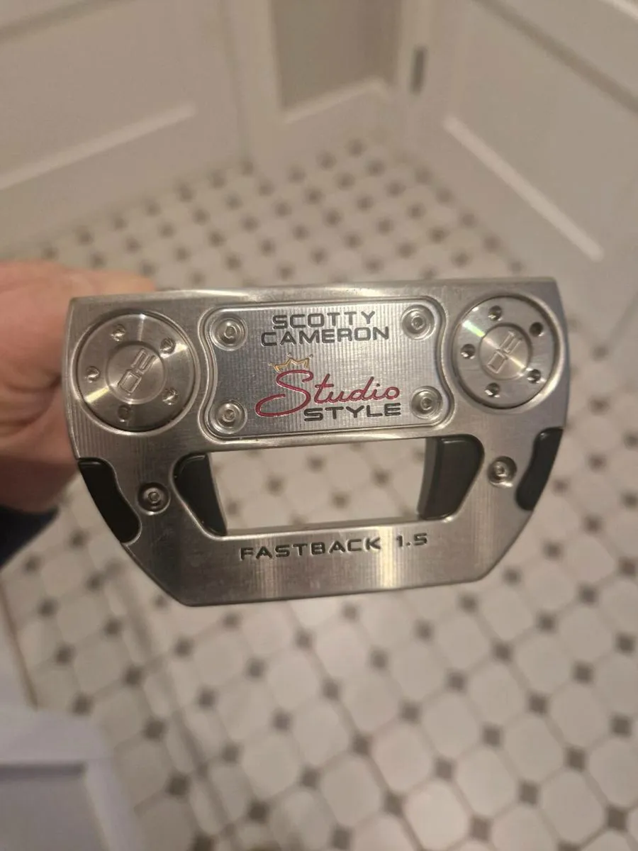 Scotty Cameron Fastback 1.5 Left Handed - Image 1