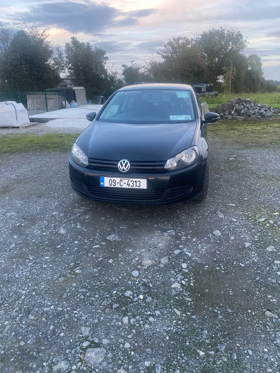 Volkswagen Golf - Image 4