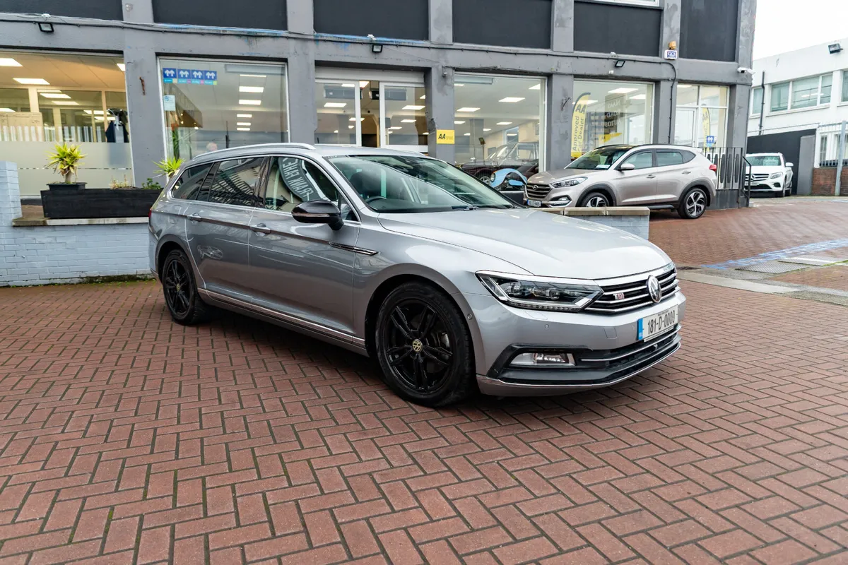 2.0TDI HIGHLINE PLUS 5DR ESTATE AUTOMATIC // BUY W - Image 1