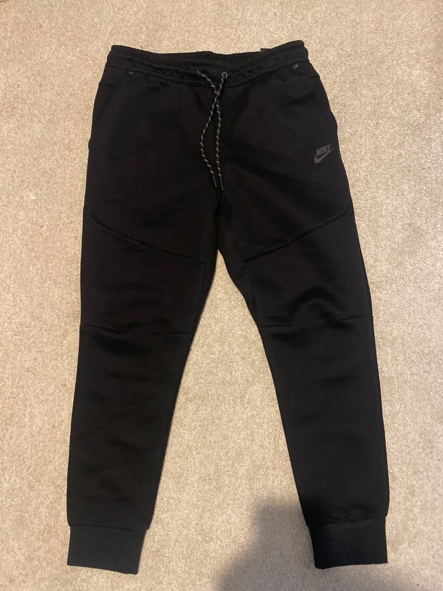 Nike tech pants - Image 1