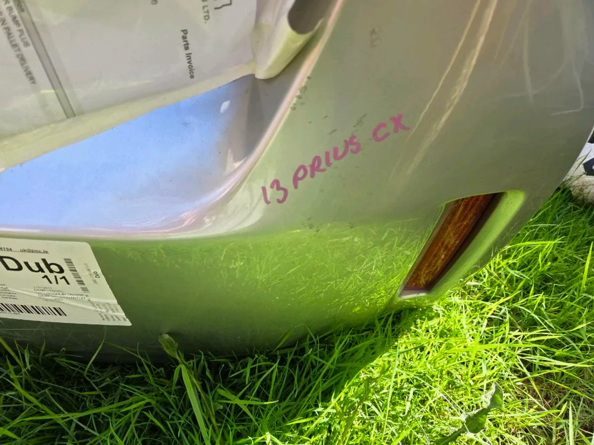 Toyota prius+ / alpha rear bumper - Image 1