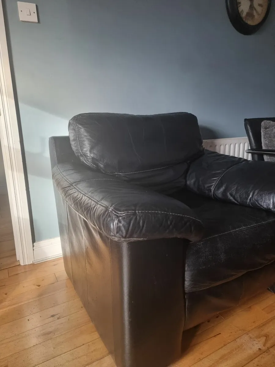 Leather Sofa set - Image 2