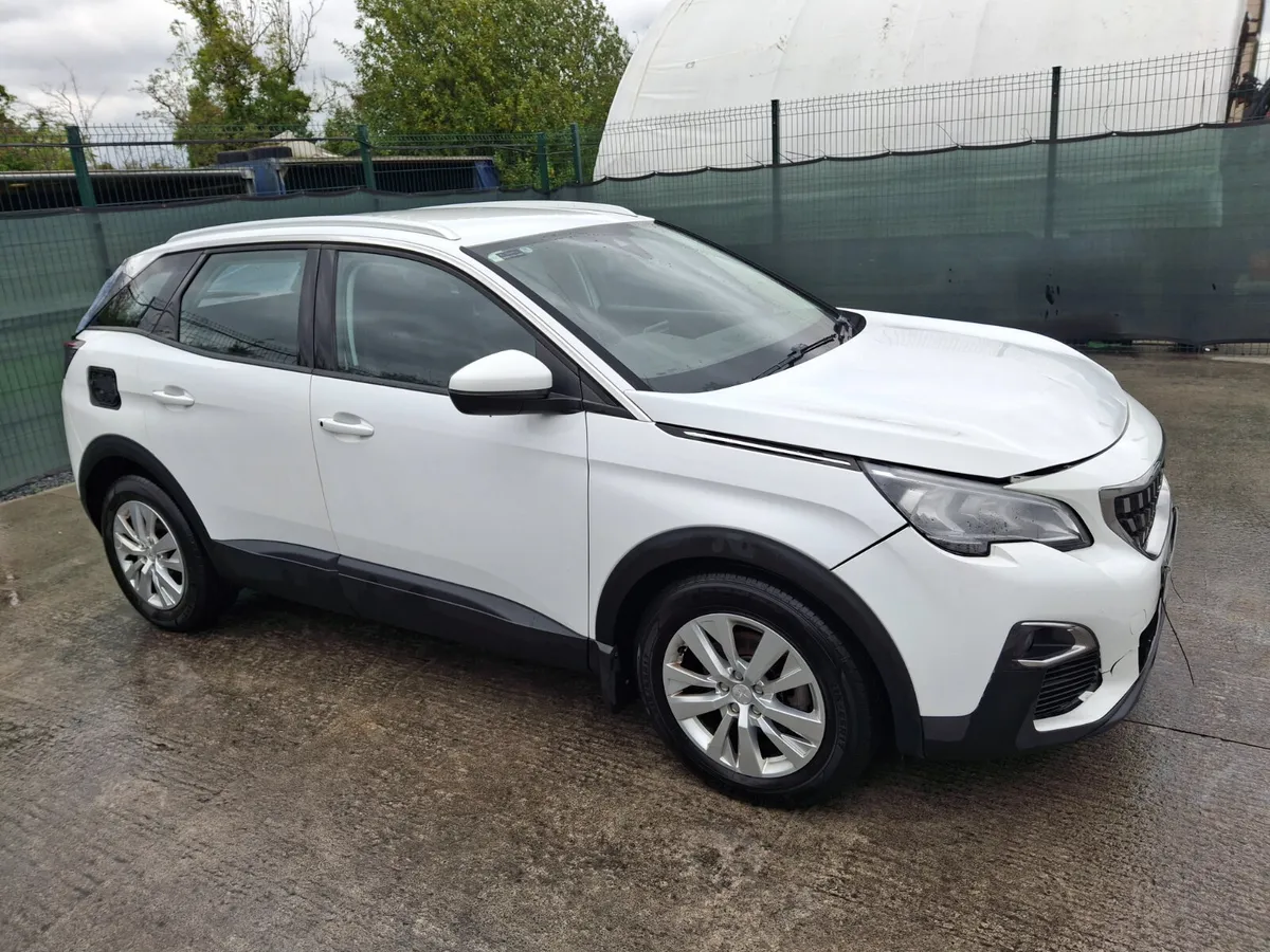 2017 Peugeot 3008 Diesel Light Damage - Image 4