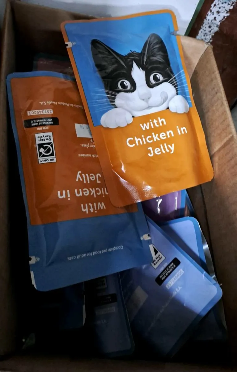 Box of food postage included - Image 1