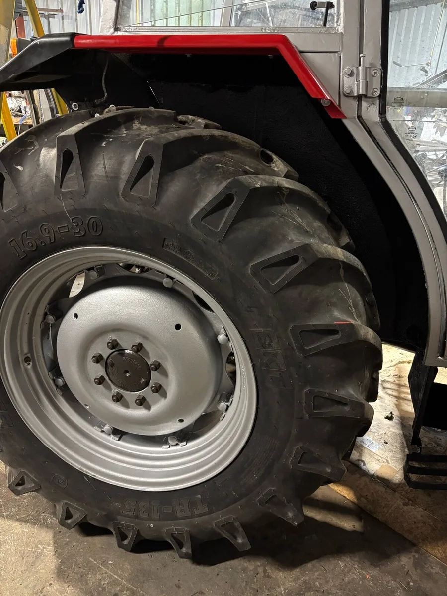 16.9 x 30 tyres on rims complete - Image 1